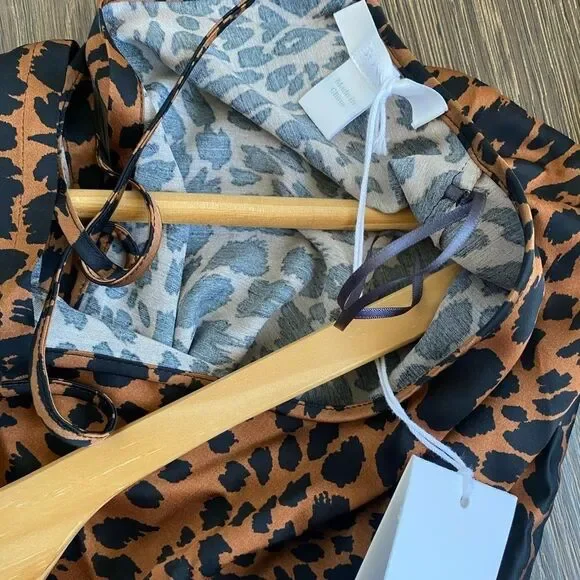 Hugo boss darkea long sleeve animal print dress NWT - Picture 9 of 9